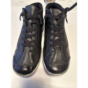 Remonte Soft Leather Sneakers